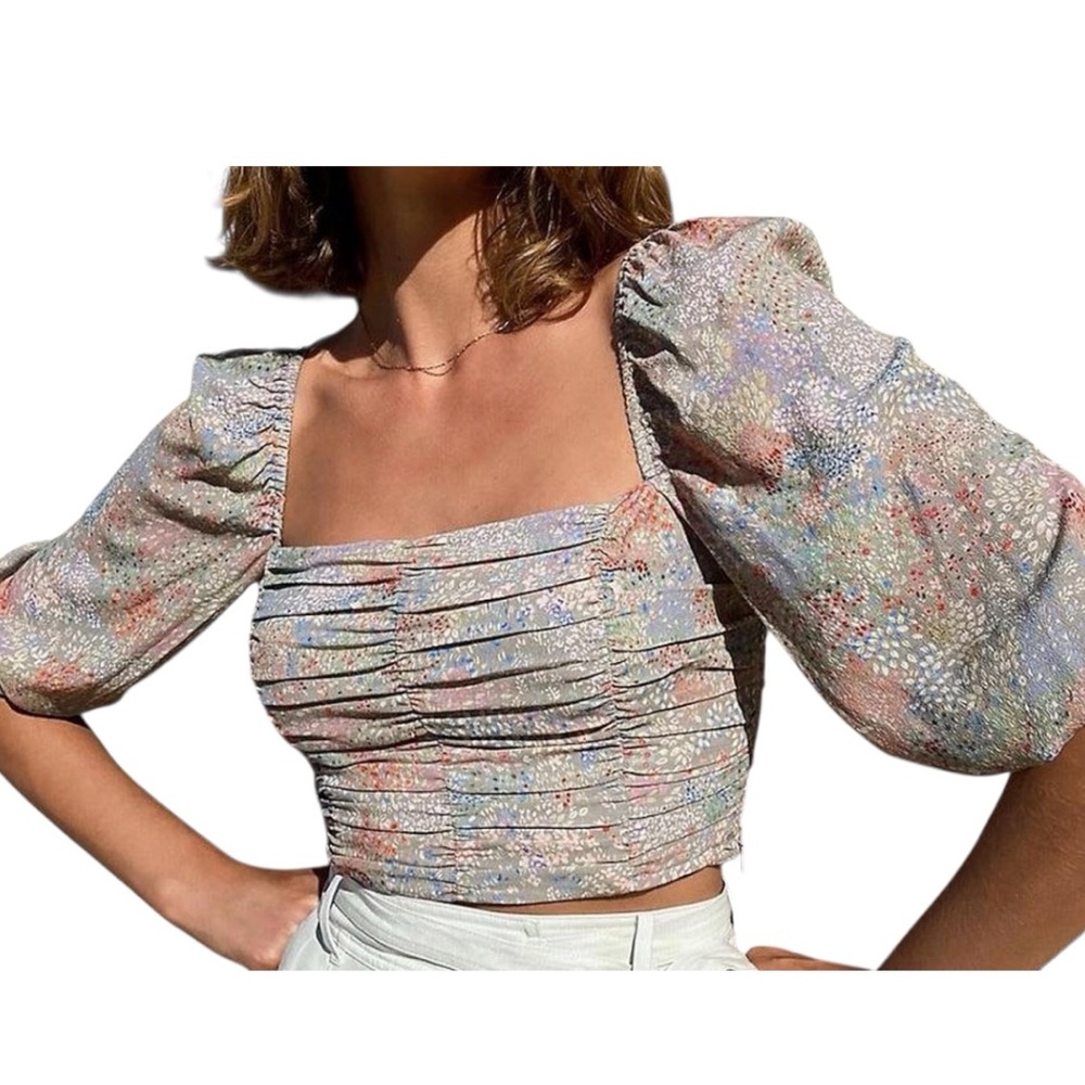 Aritzia Wilfred Lolita Crop Top in Sage Frost Print Size XXS
